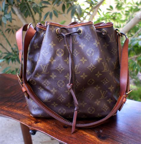 louis vuitton drawstring shoulder bag|vintage Louis Vuitton drawstring bag.